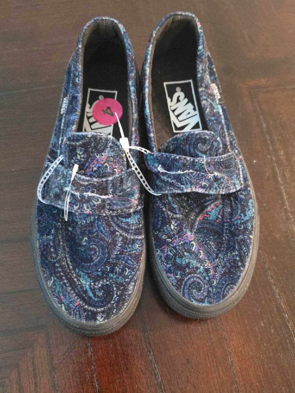NWT Girls/womens Vans Paisley Slip-On Sneakers in Navy and Teal